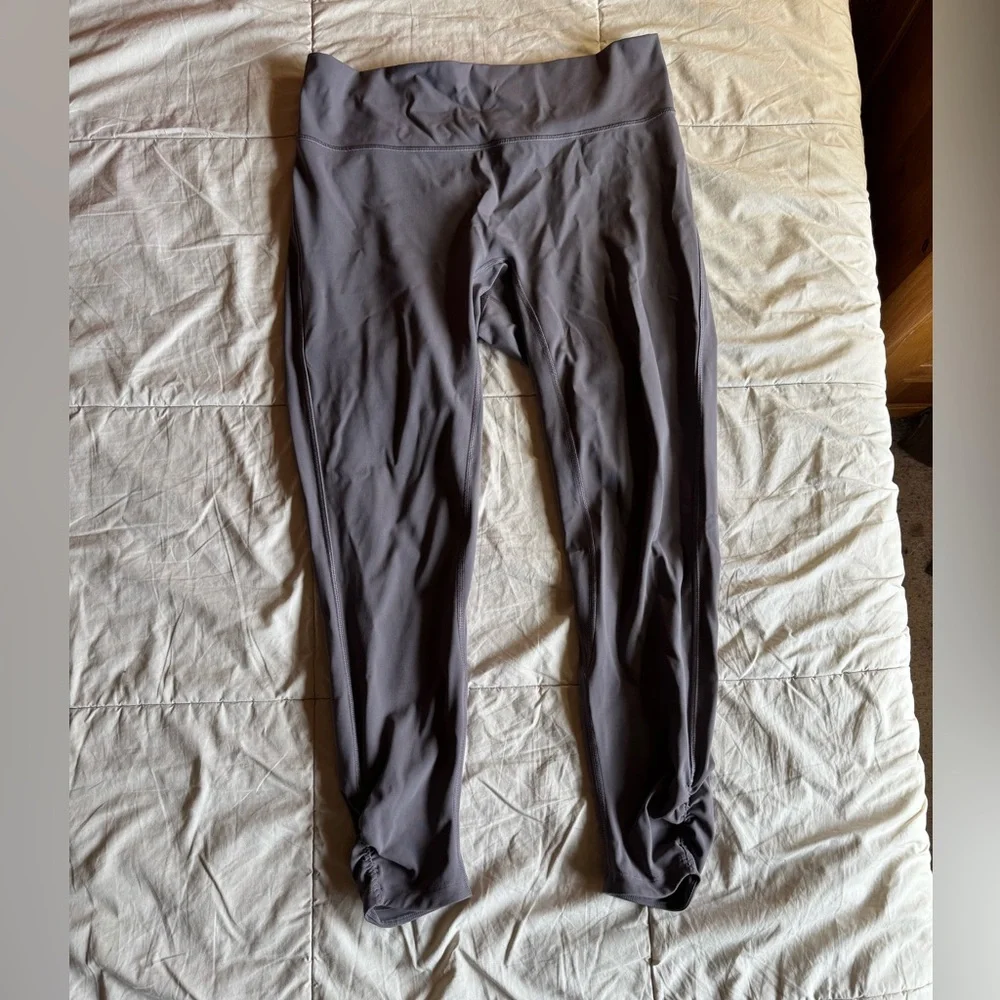 Lululemon Awakening Tights, Ruched, Cropped,‎ Magnum Gray Mauve, Size 12